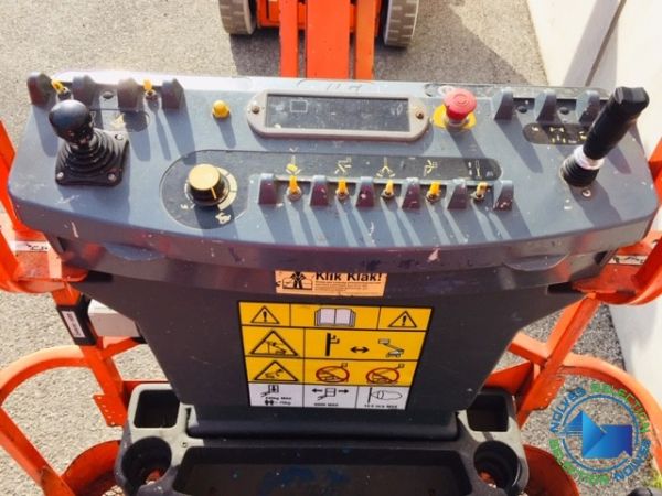 Articulated electrical boom lift JLG mod: E 300AJP (GE 372) - Foto #7